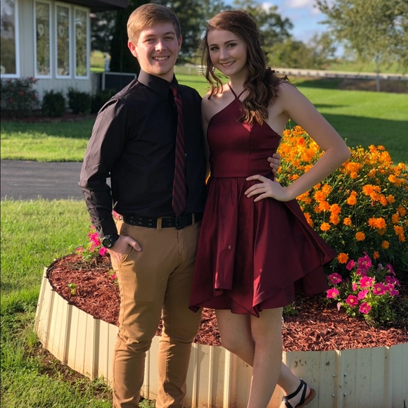 homecoming dress - Picture 3 of 5